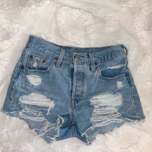 Women’s Levi Shorts